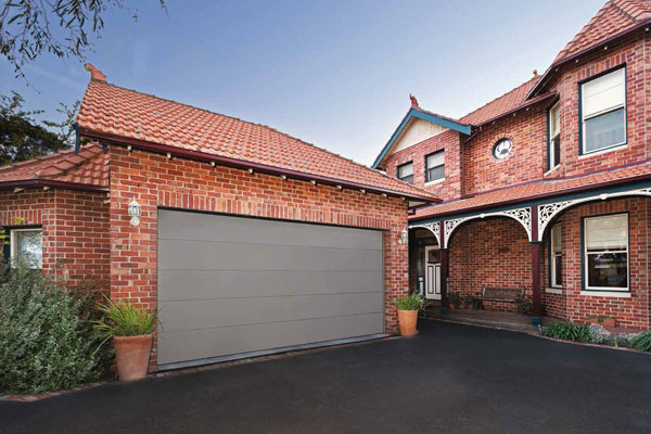 Panelift-Icon-Nullarbor-Smooth-in-Luxe-Design-Eternity-Pewter-Peal-Satin